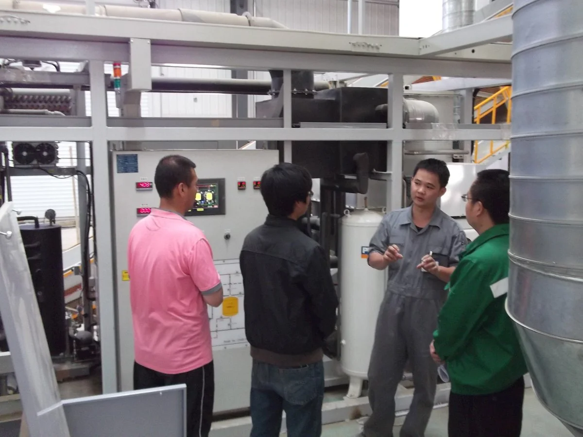 Refrigerator Foam R-11 / R-141b Degassing & Recovery Plant photo 2